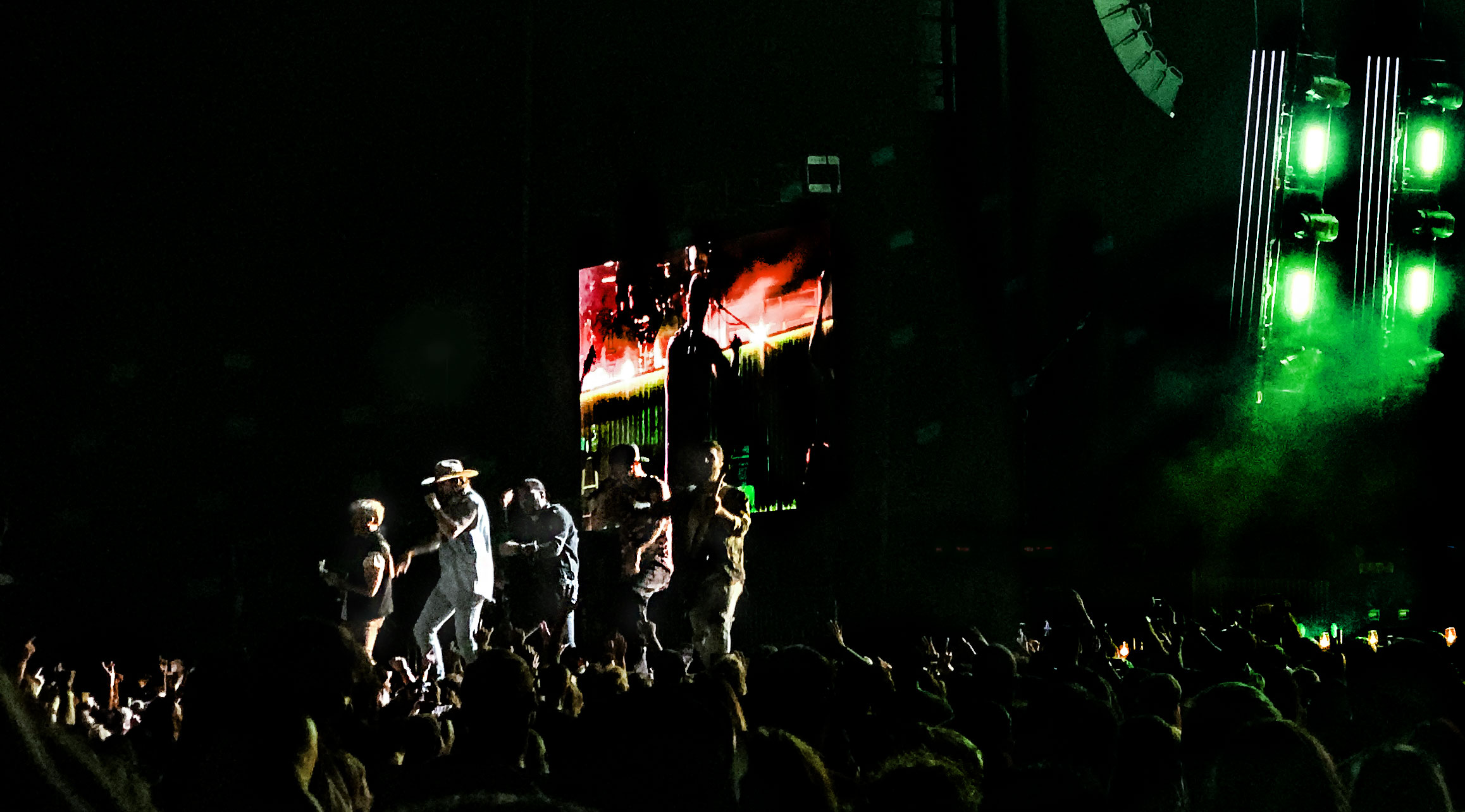 FGL_HersheyCrowd
